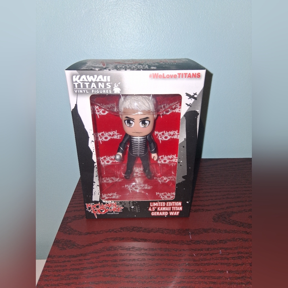 Titans Kawaii MCR Gerard Way Figure
